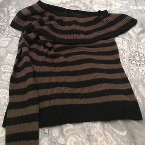 One shoulder striped sweater